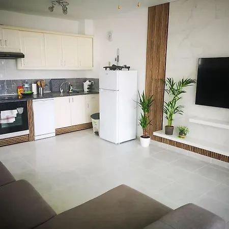 Blasilico - 2 Bedrooms In شقة *
